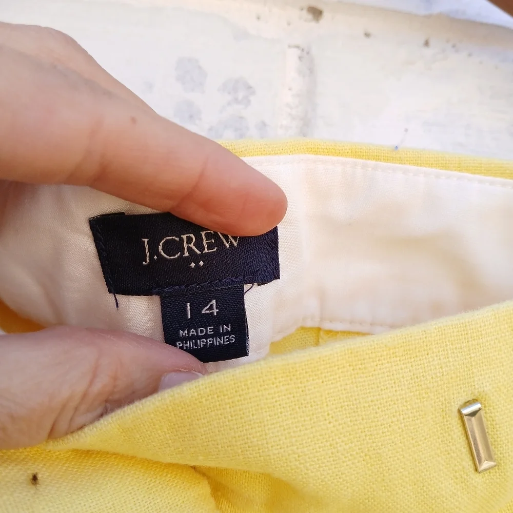 J. Crew Linen Yellow Scalloped Hem Shorts - Picture 4 of 8